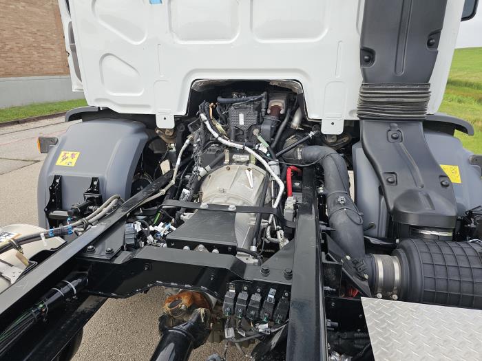 2025 Peterbilt 220-19
