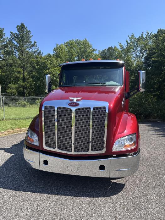 2022 Peterbilt 579-2