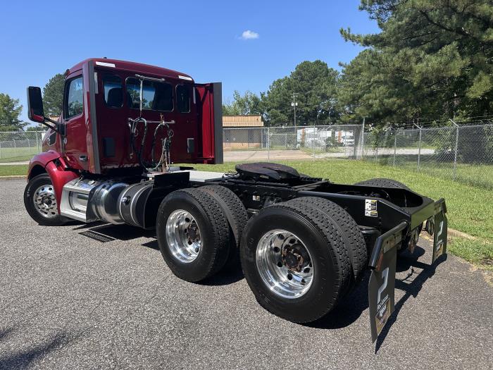 2022 Peterbilt 579-4
