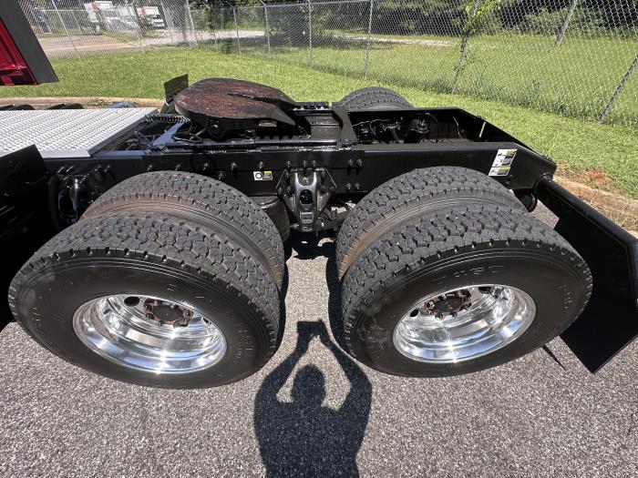 2022 Peterbilt 579-11