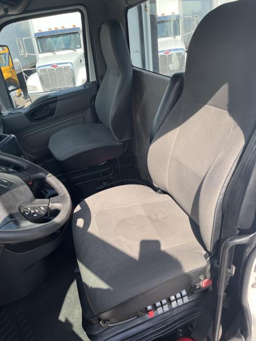 2019 International LT625-12
