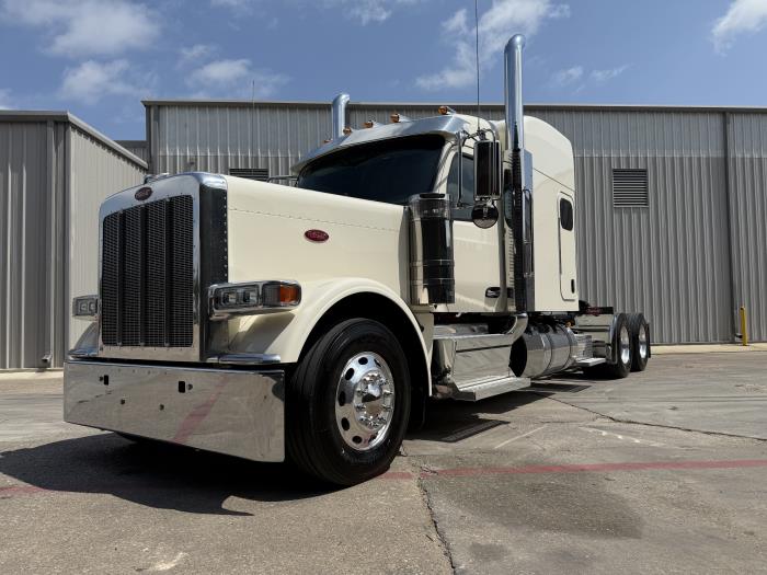 2026 Peterbilt 589-2