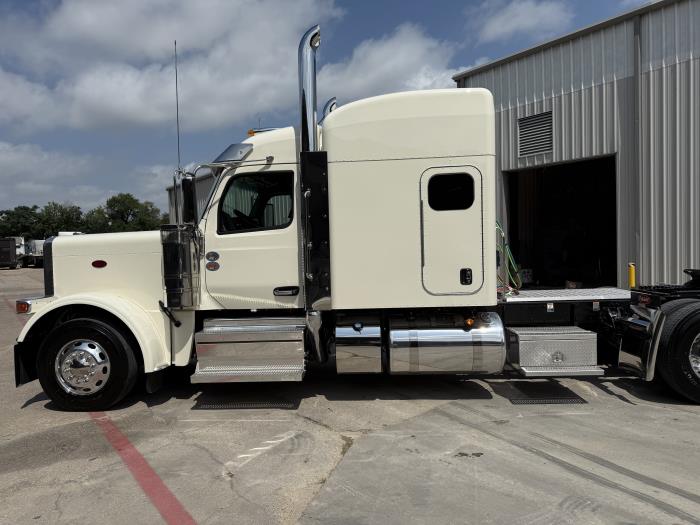 2026 Peterbilt 589-5