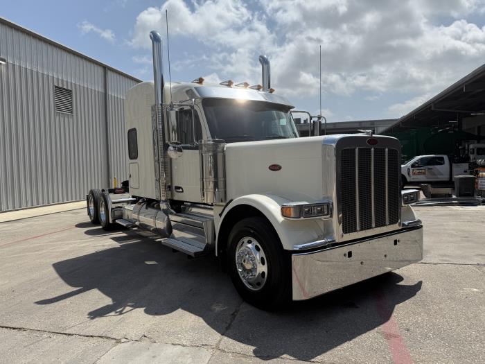2026 Peterbilt 589-11