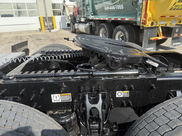 2026 Peterbilt 589-21