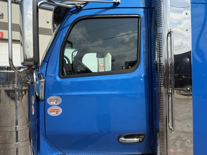 2026 Peterbilt 589-25