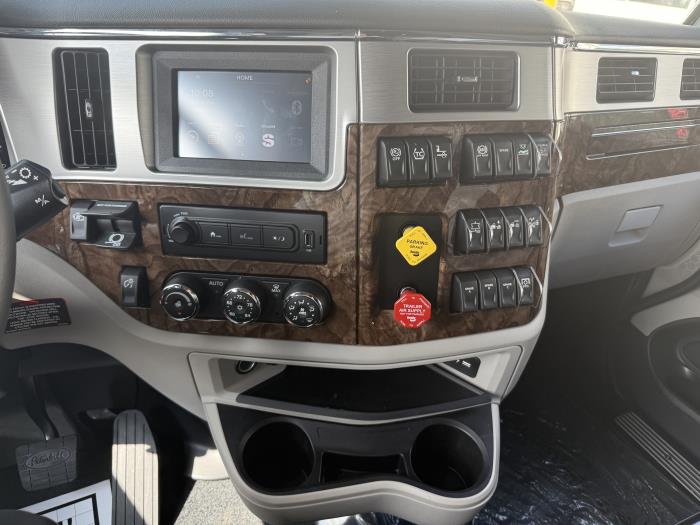 2026 Peterbilt 589-37