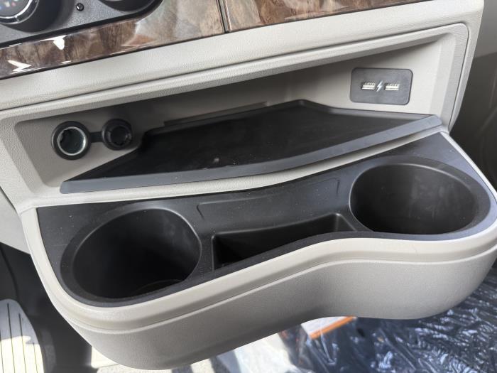 2026 Peterbilt 589-40