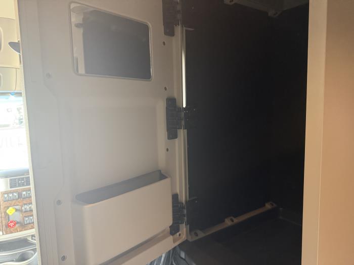 2026 Peterbilt 589-47