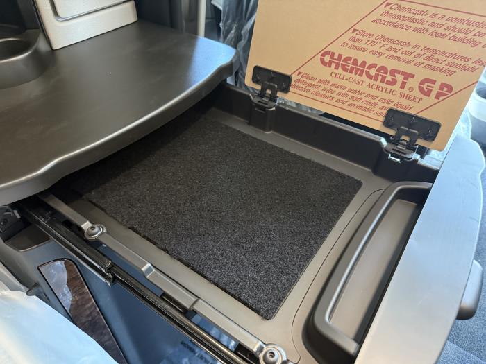 2026 Peterbilt 589-53