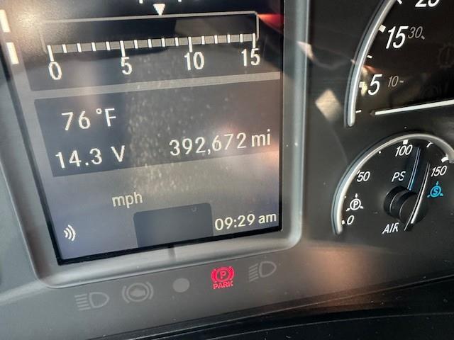 2021 Freightliner Cascadia-6