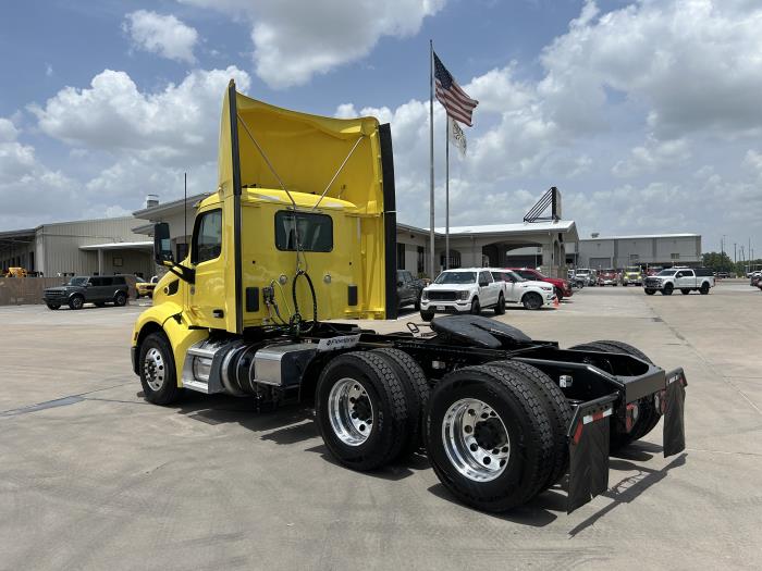 2021 Peterbilt 579 photo 4