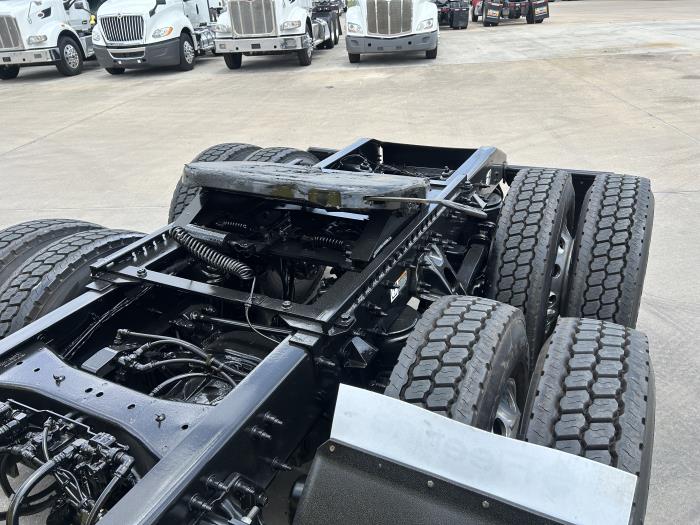 2021 Peterbilt 579-14