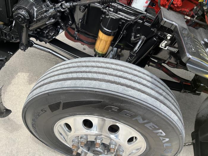 2021 Peterbilt 579-18