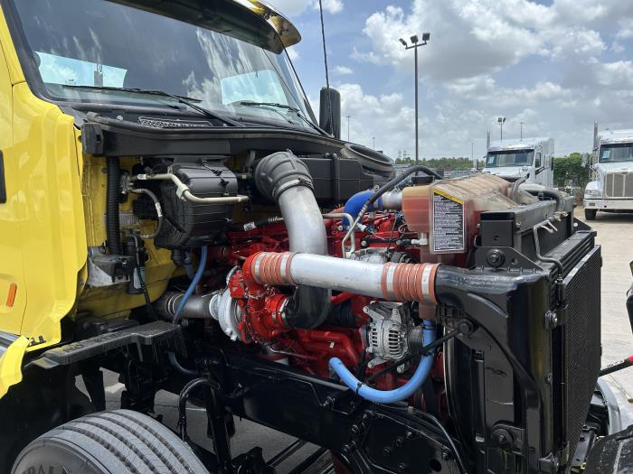 2021 Peterbilt 579-19