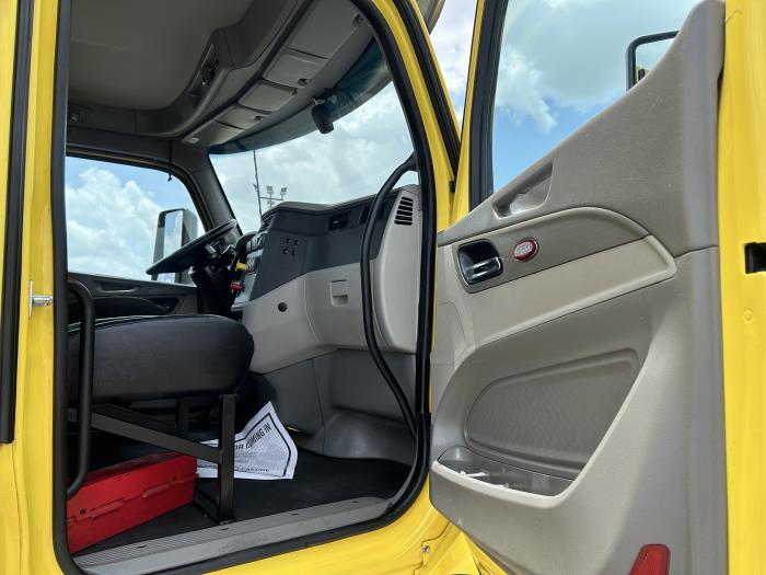 2021 Peterbilt 579-22