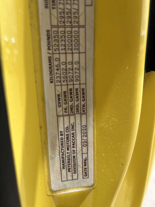 2021 Peterbilt 579-26