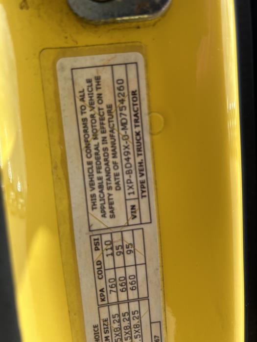 2021 Peterbilt 579-27