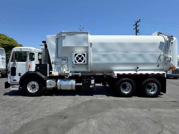 2022 Peterbilt 520-10