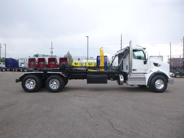 2018 Peterbilt 567-10