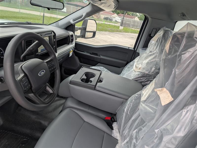 2025 Ford F-550 Regular Cab DRW 4x2 Bay Bridge Box Truck for sale #1878687 - photo 5
