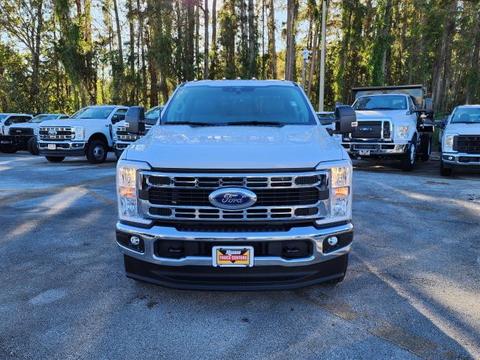 2025 Ford F-350 XL photo 3