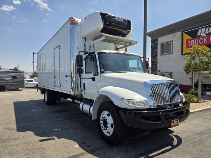 2017 International 4300-4X2-1