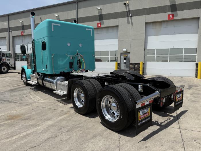 2026 Peterbilt 589-6