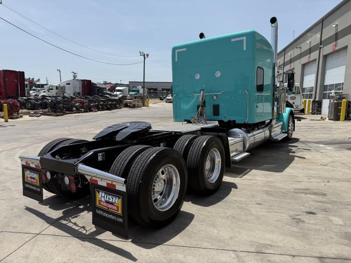 2026 Peterbilt 589-8