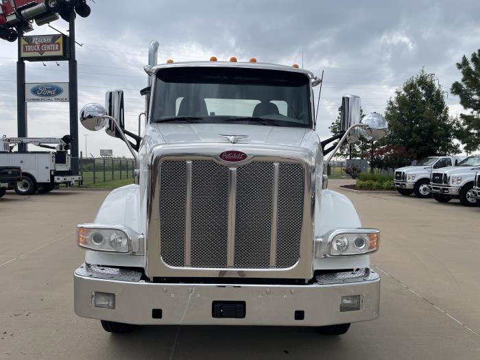 2020 Peterbilt 567-2