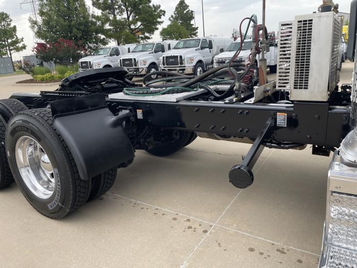 2020 Peterbilt 567-5
