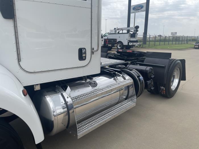 2019 Peterbilt 337-13