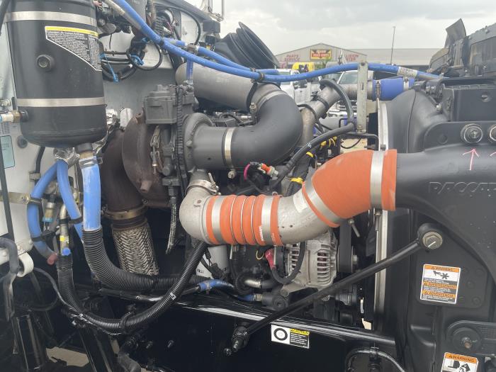 2019 Peterbilt 337-22