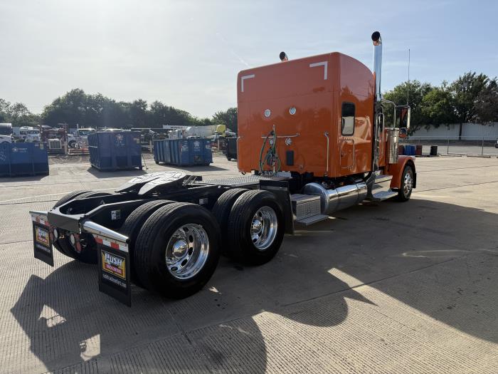 2026 Peterbilt 589-8