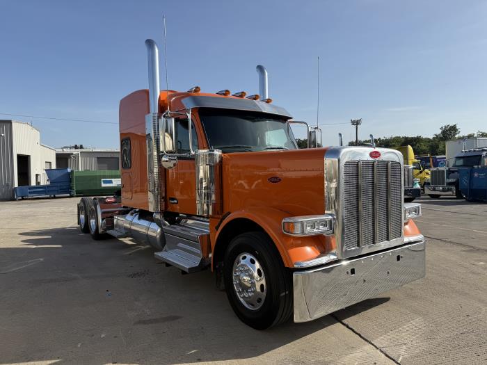 2026 Peterbilt 589-11