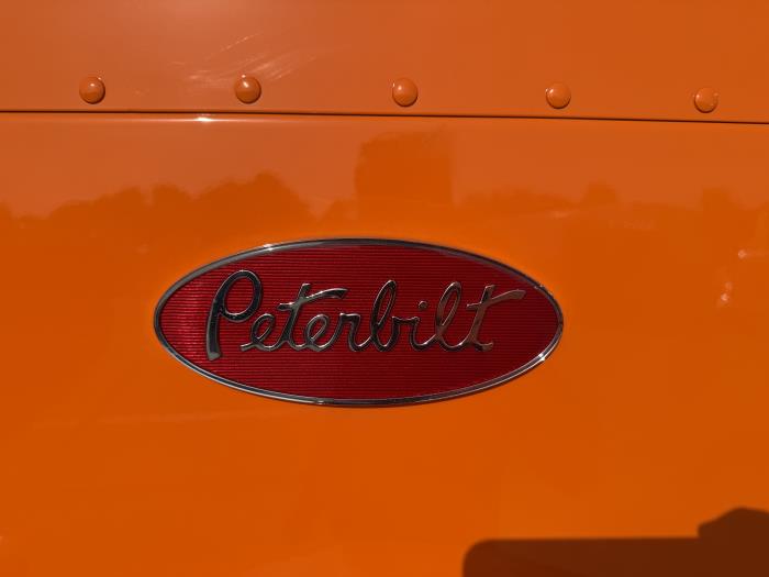 2026 Peterbilt 589-16