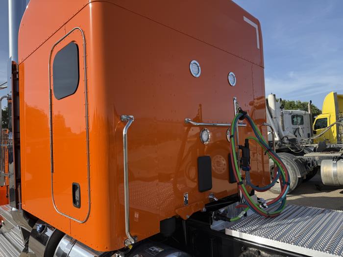 2026 Peterbilt 589-19