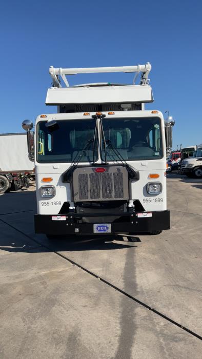 2025 Peterbilt 520-2