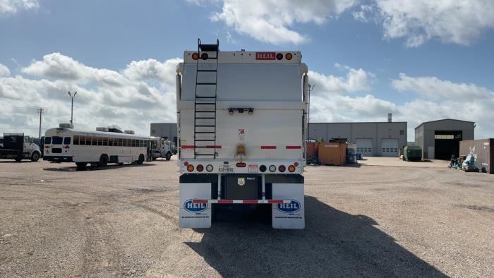 2024 Peterbilt 520-6