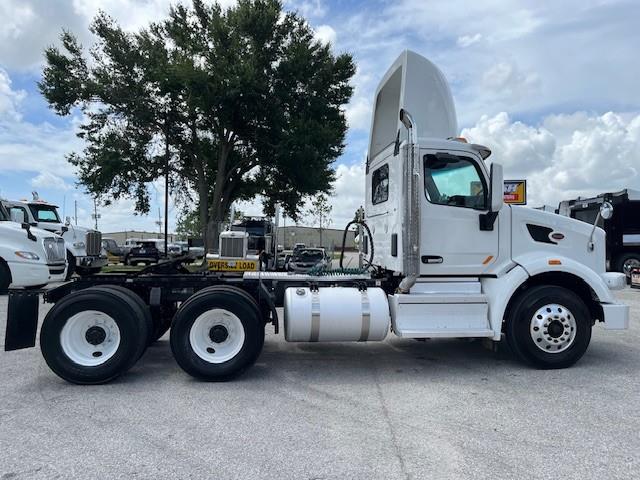 2020 Peterbilt 567-9