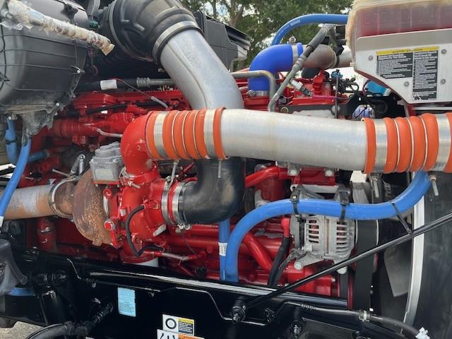 2020 Peterbilt 567-12