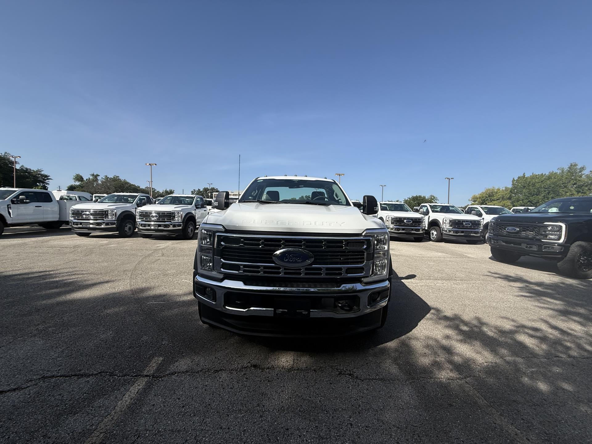 2025 Ford F-550 Regular Cab DRW 4x4 Cab Chassis for sale #1918968 - photo 4