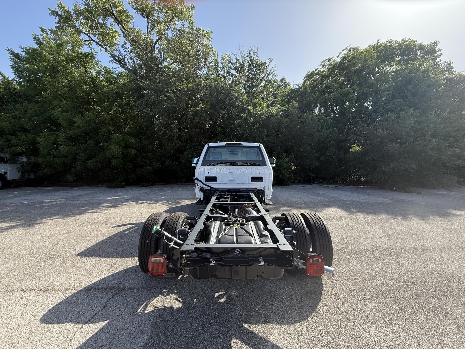 2025 Ford F-550 Regular Cab DRW 4x4 Cab Chassis for sale #1918968 - photo 8