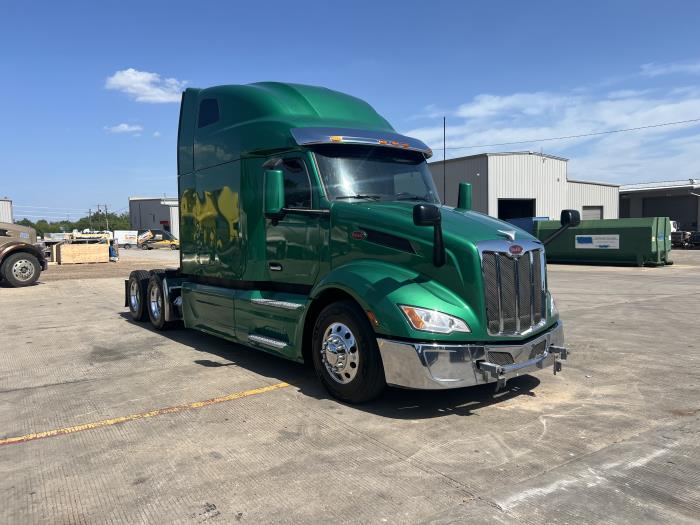 2023 Peterbilt 579-7