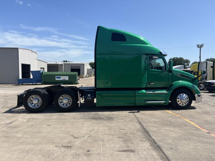 2023 Peterbilt 579-2