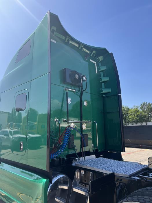 2023 Peterbilt 579-24