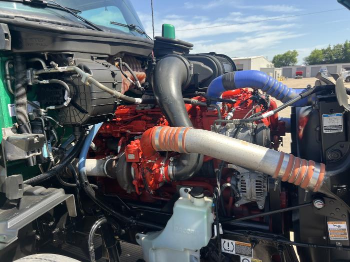 2023 Peterbilt 579-36