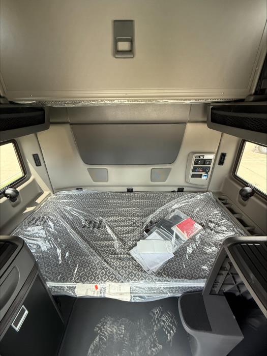 2026 International LT625-7