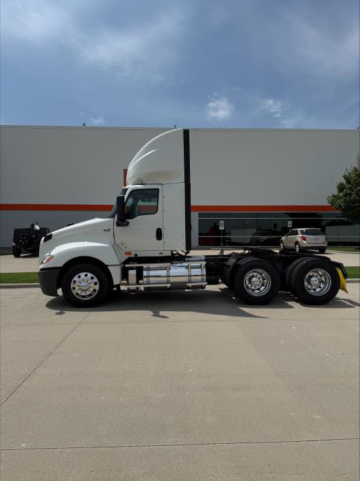 2020 International LT625-5