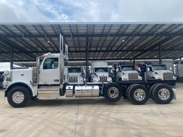 2026 Peterbilt 589-1